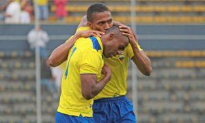 Antonio Valencia y Christian Benítez