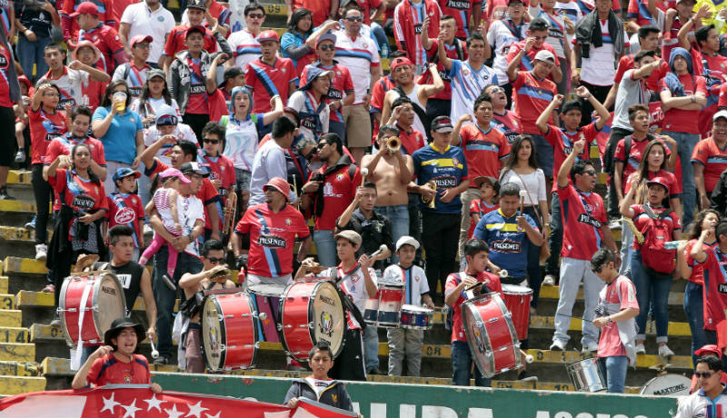 hinchada El Nacional increpar a jugadores