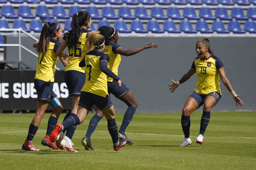 Selección Femenina de Ecuador