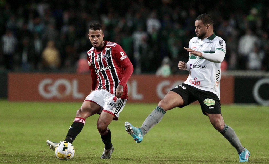 Sao Paulo de Robert Arboleda venció en el Brasileirao