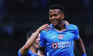 Michael Estrada Cruz Azul