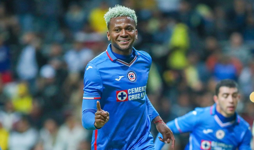 Michael Estrada Cruz Azul