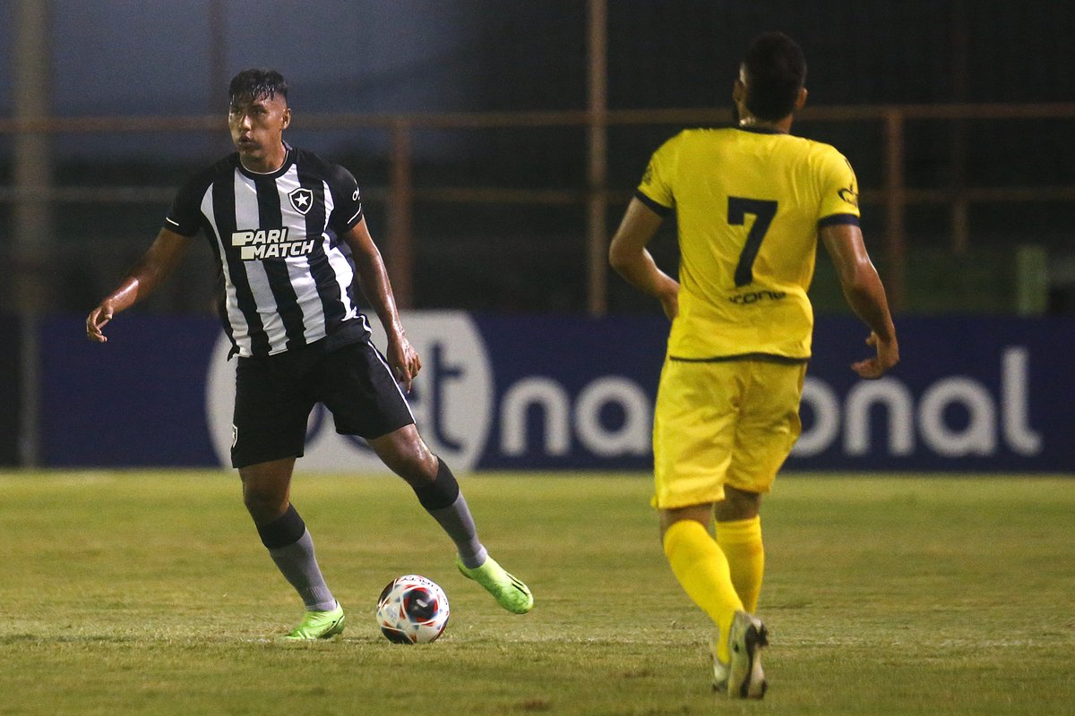 Luis Segovia Botafogo 2