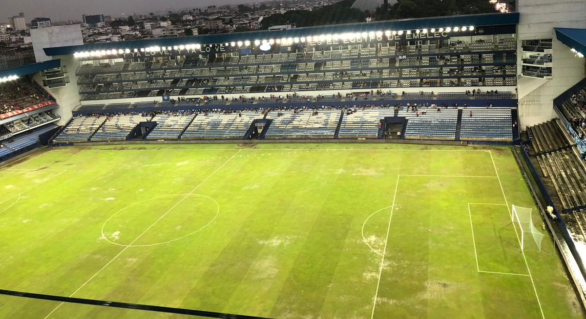 Emelec vs El Nacional Estadio Capwell