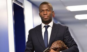 Enner Valencia terno traje